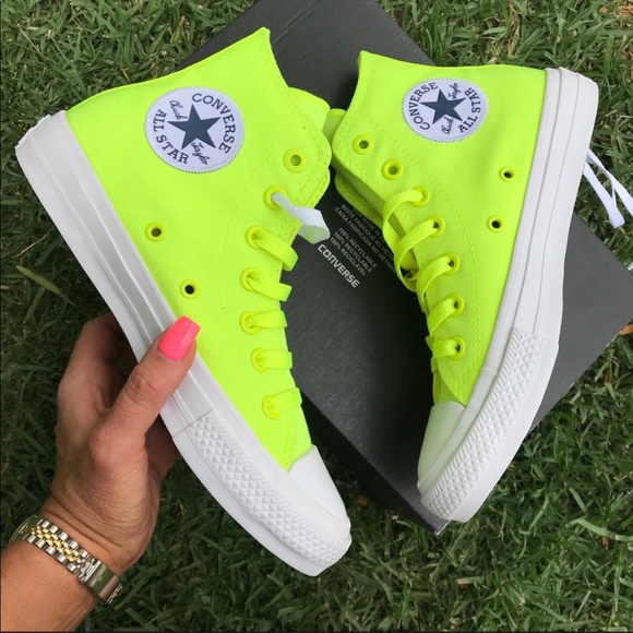 NEW 🎾 WOMENS CONVERSE ALLSTAR II • VOLT - Picture 2 of 8